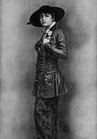Diana Karenne